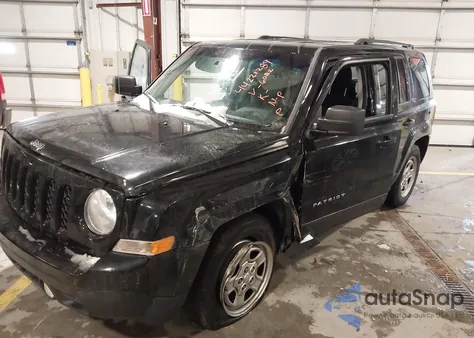 2015 Jeep Patriot Sport z USA, uszkodzony, nr VIN 1C4NJPBB5FD186002